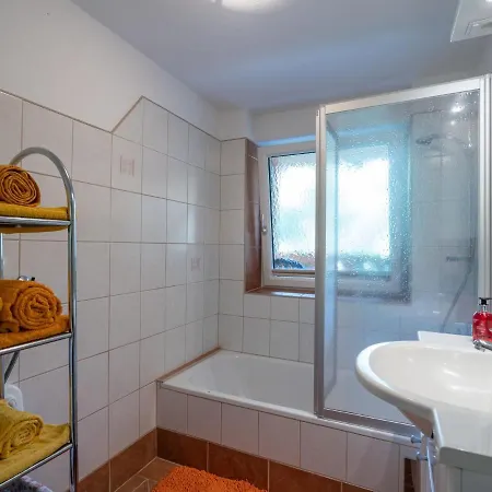 Apartamento Spacious Near Area In